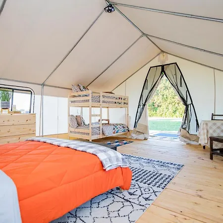 Roaring River Luxury Glamping #3